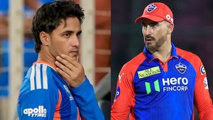 T20 WC 2026: അഭിഷേകിന്റെ പ്രശ്‌നം പിടികിട്ടി!!! ചെയ്യേണ്ടത് 2 കാര്യം മാത്രം, ഉപദേശിച്ച് ഡുപ്ലെസി