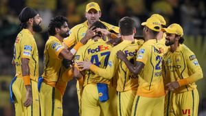 IPL 2026:15 ഓവറിൽ 150 റൺസ്,എന്നിട്ടും തോറ്റു;ചെന്നൈയുടെ പ്ലാനിംഗ് വെറും വട്ടപ്പൂജ്യം!പൊട്ടിത്തെറിച്ച് അശ്വിൻ
