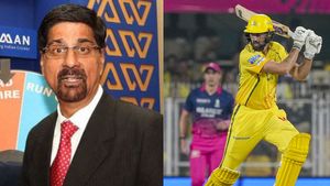 IPL 2026:അങ്ങനെയാണെങ്കിൽ ഞാനും ഒരു സ്പിന്നറാണ്!മാത്യു ഷോട്ടിനെ പരീക്ഷിച്ച തന്ത്രം മണ്ടത്തരം,ആഞ്ഞടിച്ച് ചീക്ക
