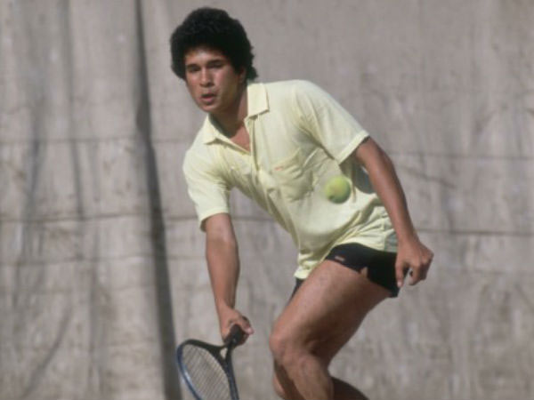 ഇനി കുറച്ച് ടെന്നീസ് ഇനി കുറച്ച് ടെന്നീസ്