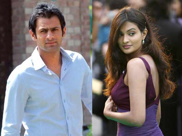 ഷോയിബ് മാലിക് - സയാലി ഭഗത് 