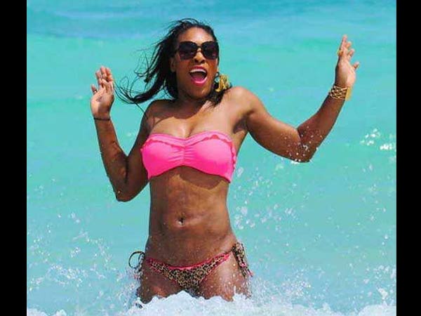 ബീച്ചിലെ സെറീന