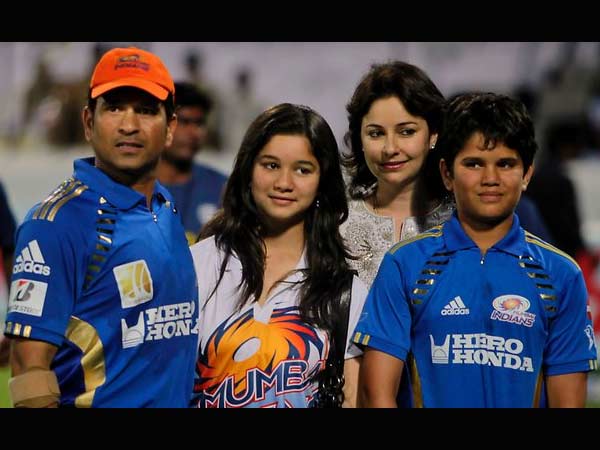 താരകുടുംബം