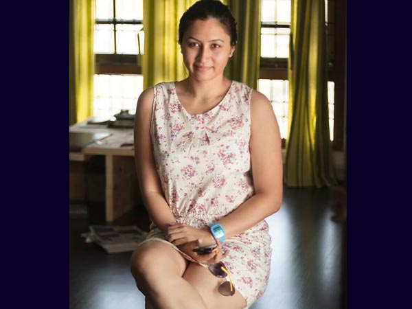 വിലക്കിലും വിവാദം