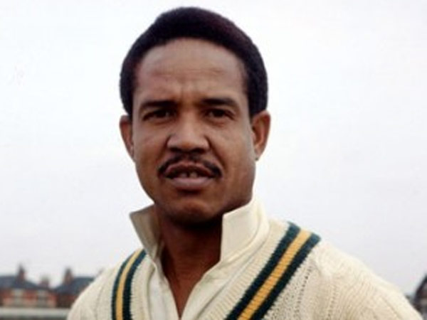 സര്‍ ഗാരിഫീല്‍ഡ് സോബേഴ്‌സ്