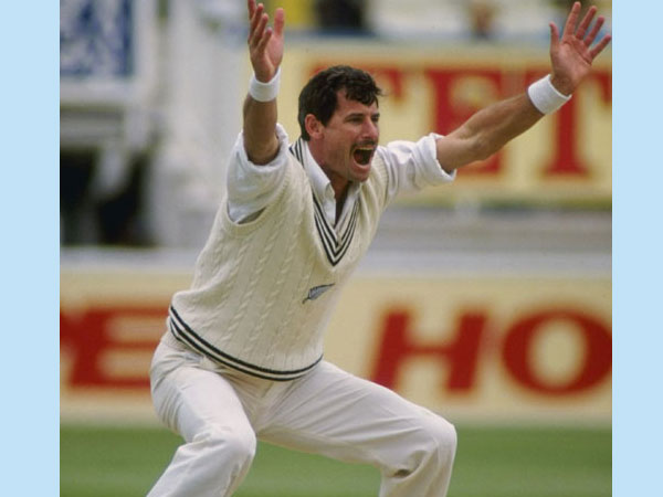 റിച്ചാര്‍ഡ് ഹാര്‍ഡ്‌ലി