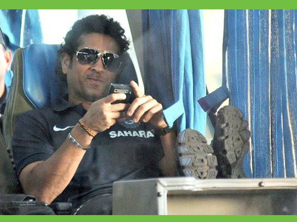 കുറച്ച് ഗെയിം കളിച്ചാലോ