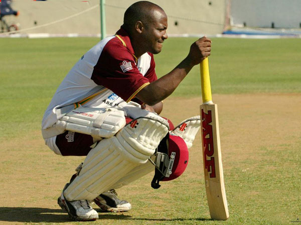 ലാറ - ബവേഴ്‌സ്