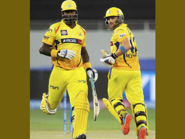 സ്മിത്തും മക്കുല്ലവും