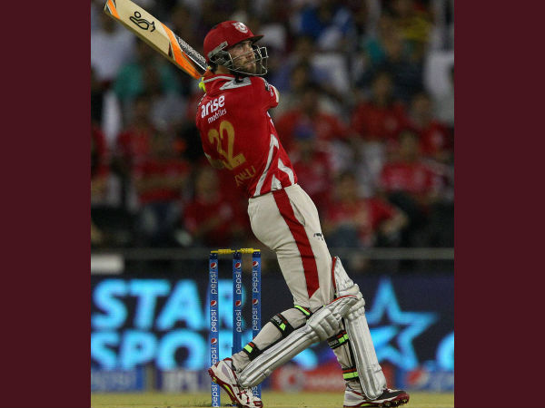 ഗ്ലെന്‍ മാക്‌സ് വെല്‍