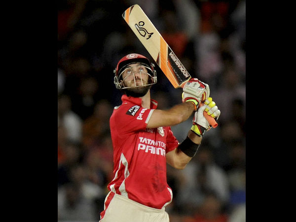 മാക്‌സി മാക്‌സ് വെല്‍