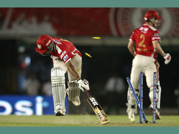 എറിഞ്ഞിട്ടുകളഞ്ഞു