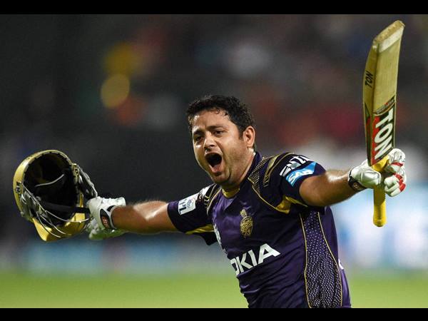 കിരീടത്തിലേക്ക്