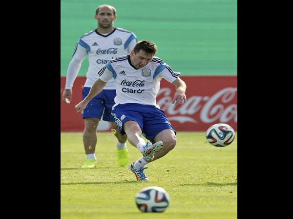 അര്‍ജന്റീന - ബോസ്‌നിയ (ജൂണ്‍ 16, 03:30 am)