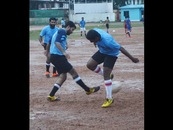  ഇവിടെ രാഷ്ട്രീയമില്ല കെട്ടോ