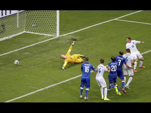 ഇറ്റലിയുടെ ആദ്യ ഗോള്‍