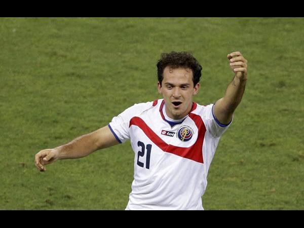 കോസ്റ്ററിക്ക തകര്‍ത്തു