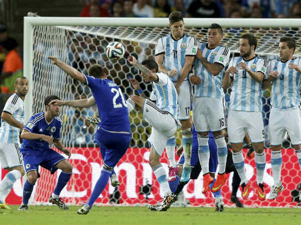 നിര്‍ഭാഗ്യത്തിന്റെ ഫ്രീ കിക്ക്