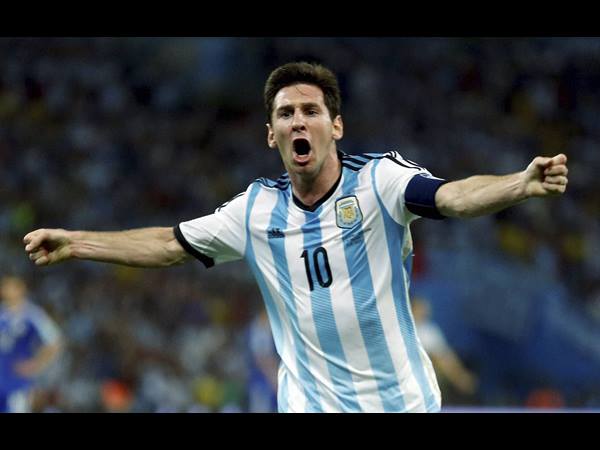 മെസിക്കും മേലെ