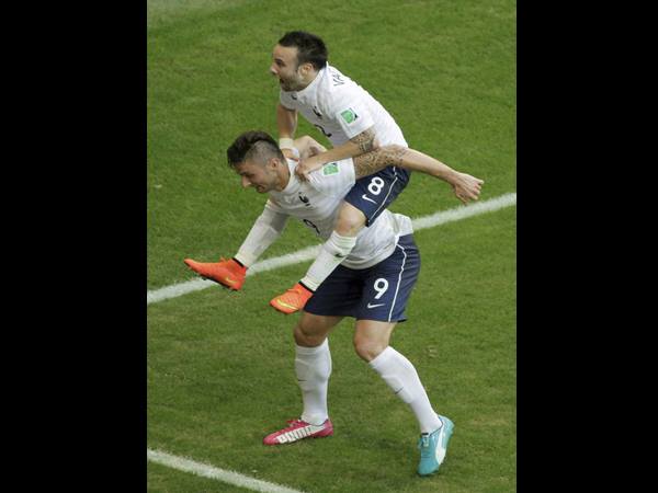 വിജയത്തേരില്‍