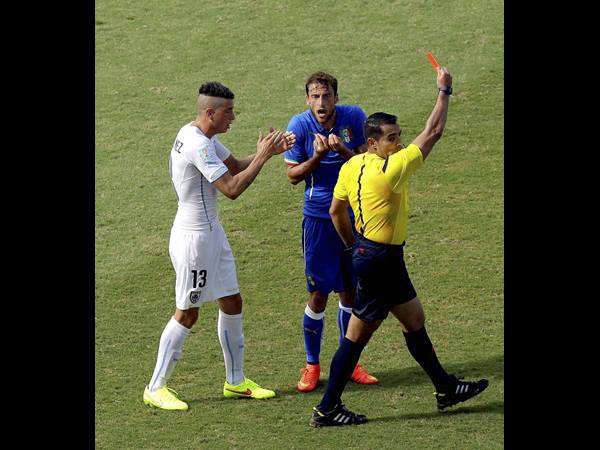 നാണക്കേടായി അസൂറികള്‍