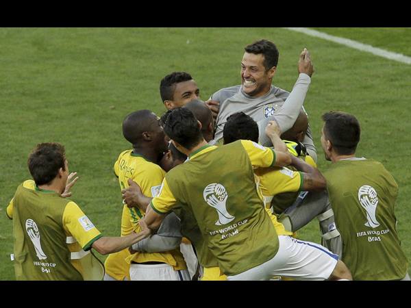 നീയാണ് ദൈവം