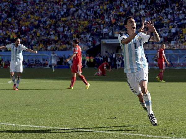 മരിയ, നീ മാലാഖ