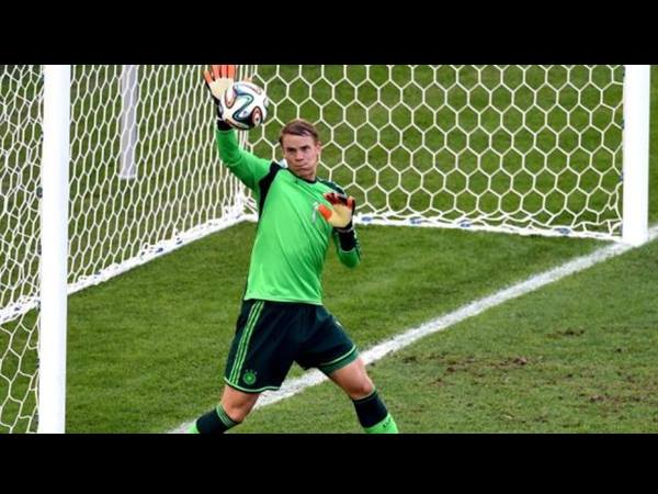 ന്യൂയര്‍ നീയാണ് മുത്ത്