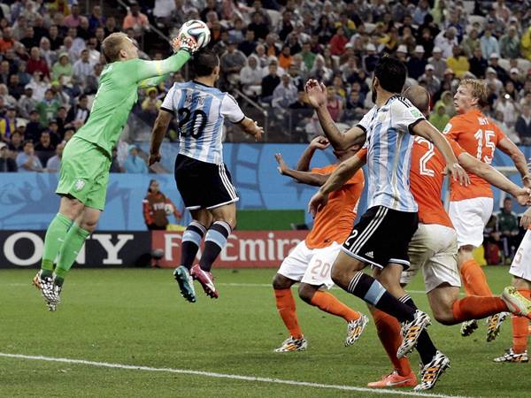 പറന്ന് പിടിച്ചേക്കാം