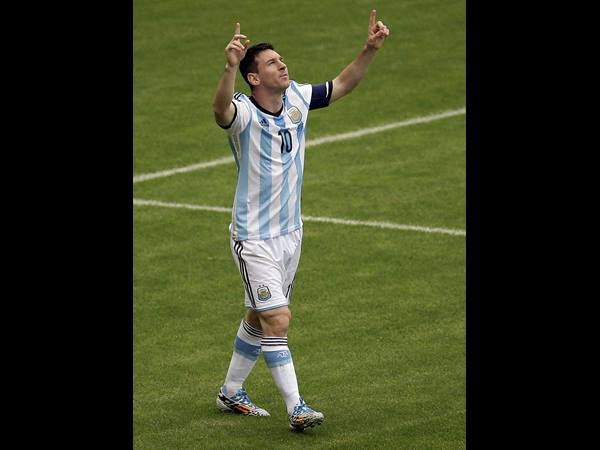 മെസ്സി - ഗോള്‍ഡന്‍ ബൂട്ട്