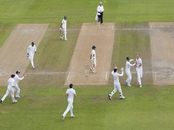 ആറ് പേര്‍ പൂജ്യം