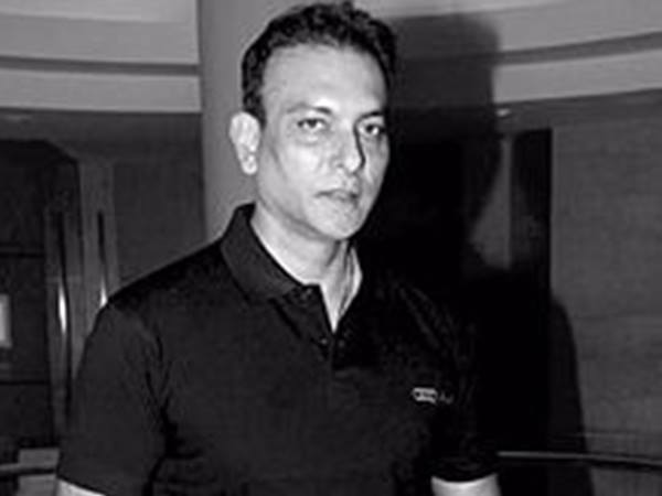 അരങ്ങേറ്റം ടെസ്റ്റില് അരങ്ങേറ്റം ടെസ്റ്റില്