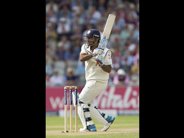 സൂപ്പര്‍ ഹീറോ ധോണി