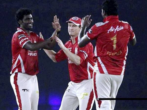 പെരേരയും ആഞ്ഞ് വീശി