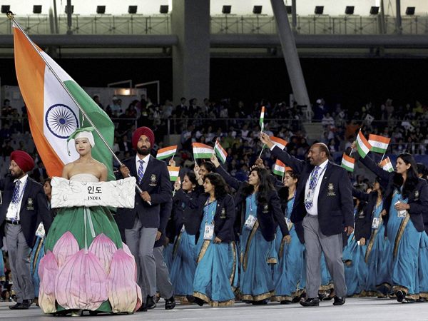 ഇന്ത്യ വരുന്നേ ഇന്ത്യ