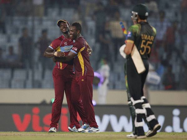  റസ്സല്‍ വേഗം പോയി