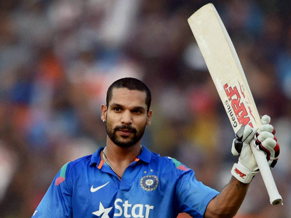 ധവാന്‍ തകര്‍ത്തടിച്ചു