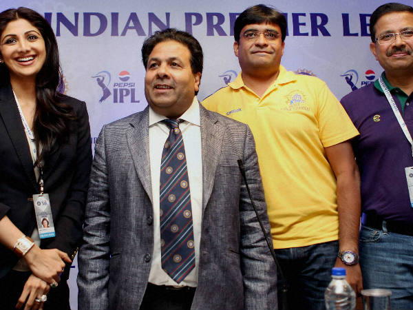 എഡിറ്റ് ചെയ്തു, ട്വിറ്ററില്‍ പോലും