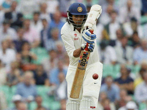 ഇഷാന്തിന് മൂന്ന്