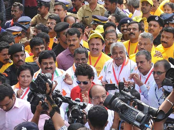 എല്ലായിടത്തും