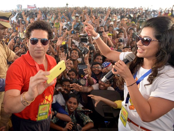 സച്ചിന്‍ സച്ചിന്‍ സച്ചിന്‍