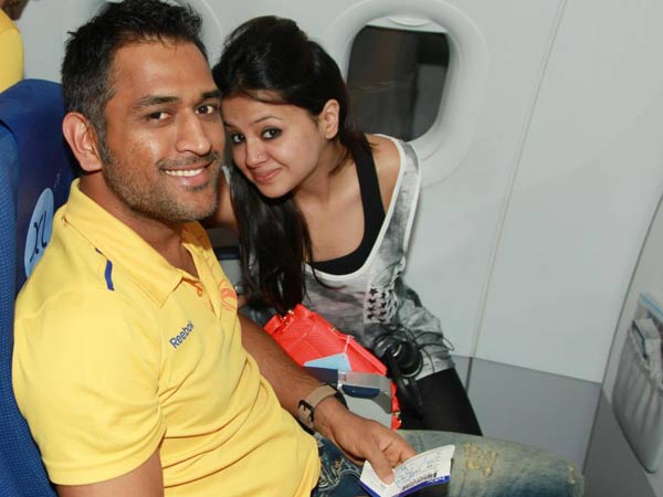 ജൂനിയര്‍ സാക്ഷി