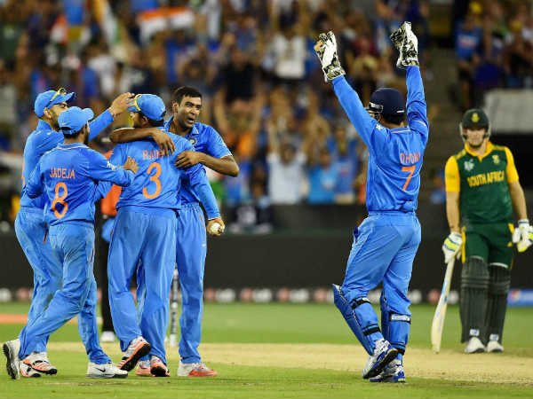 അശ്വിന് മൂന്ന് വിക്കറ്റ്