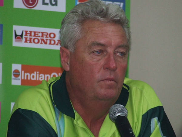 പണ്ടൊര് കോച്ച് മരിച്ചു