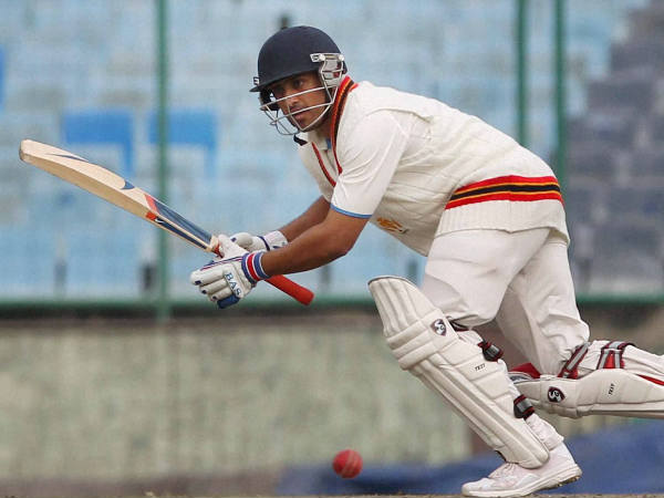 ഫോറ് കൊണ്ട് ആറാട്ട്