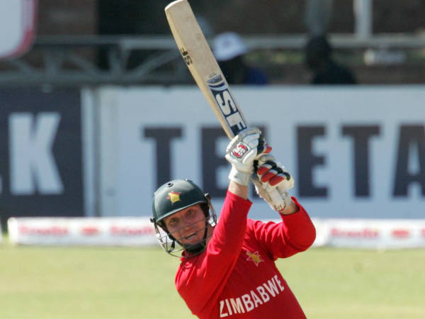 ടെയ്‌ലര്‍ തന്നെ ആദ്യം