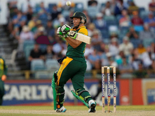 ഡിവില്ലിയഴ്‌സിന് അടിക്കാം