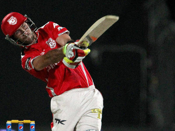 മാക്‌സ്‌വെല്‍ പോയ പോക്ക്