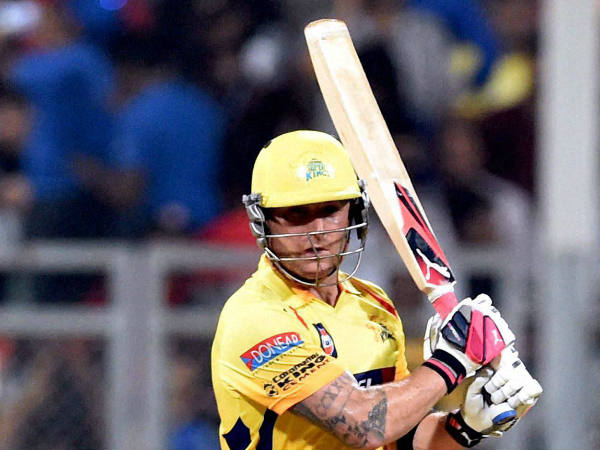 മക്കുല്ലം, ഇതിത്തിരി ഓവറാണ്