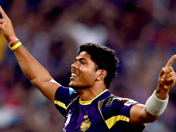 യാദവിന്റെ ഇരട്ടപ്രഹരം